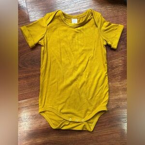 Kate Quinn Lightweight Bodysuit with Ribbed Texture